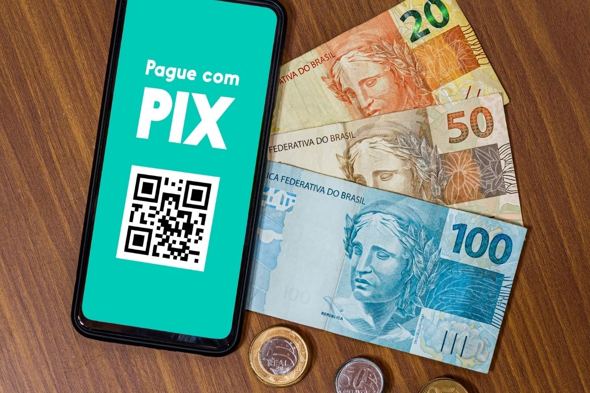 Receita Federal Irá Monitorar Dados de Cartão de Crédito e Pix